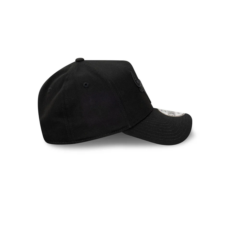Chicago Bulls Black / Black 9FORTY A-Frame New Era Snapback