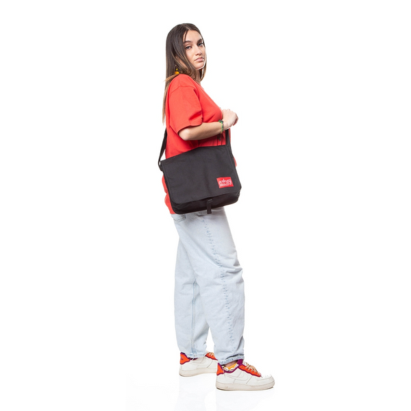 Manhattan Portage 15 Inch Deluxe Computer DJ Shoulder Bag
