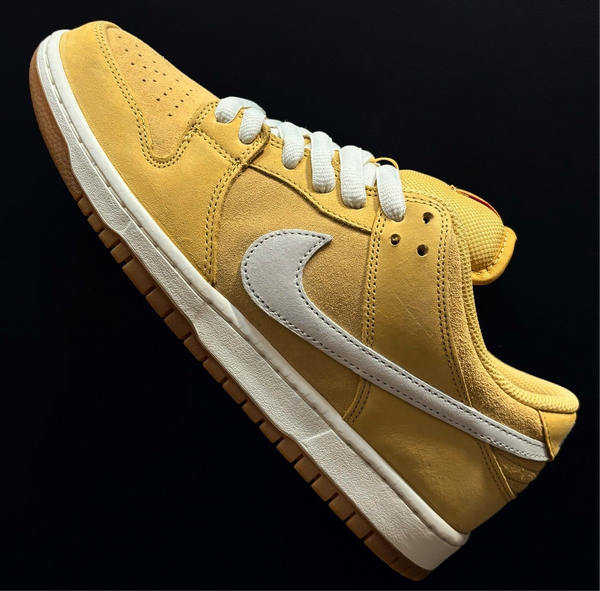 Nike SB Dunk Low ISO Pro - Saturn Gold / Sail / Solar Flare
