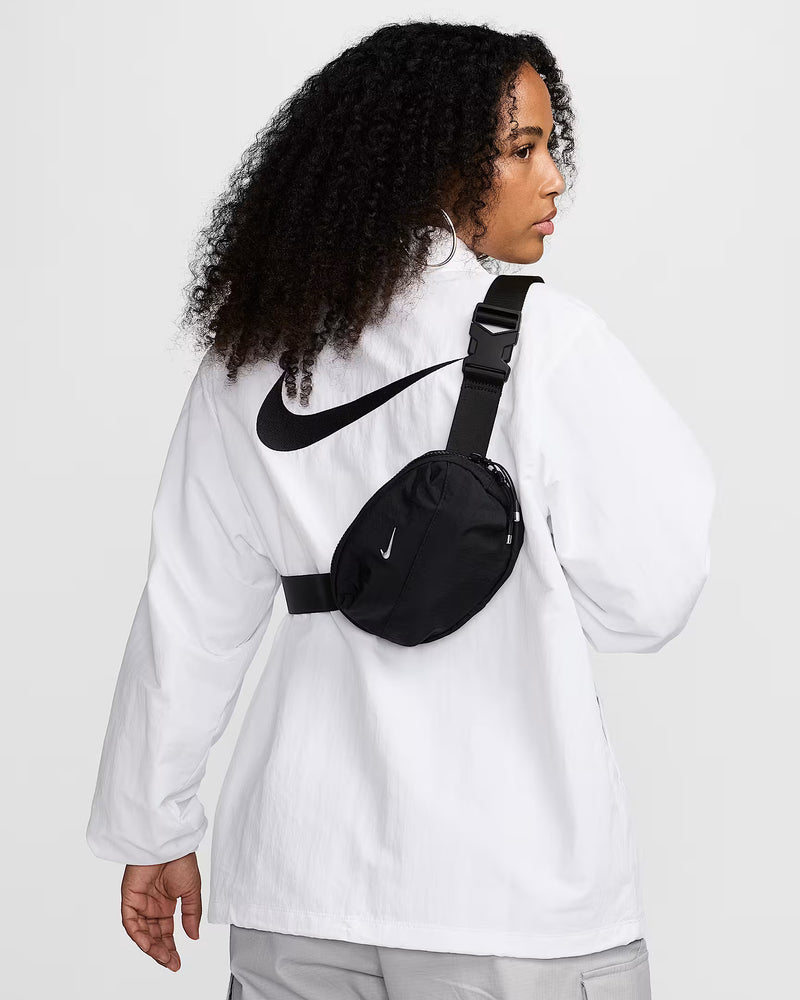 Nike Aura 2L Crossbody Bag - Black