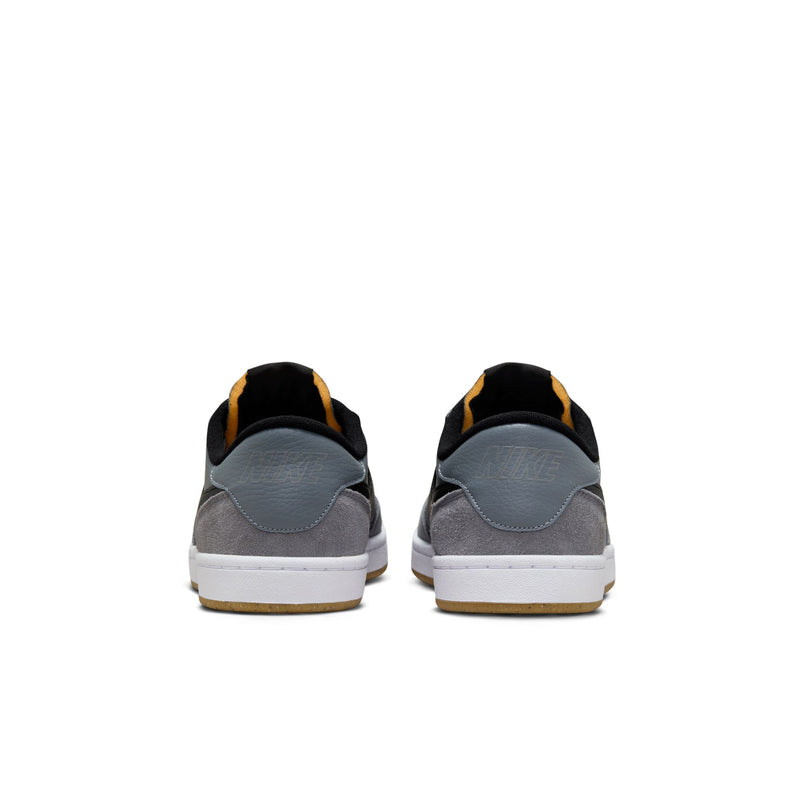 Nike SB FC Classic - Cool Grey / Black / White