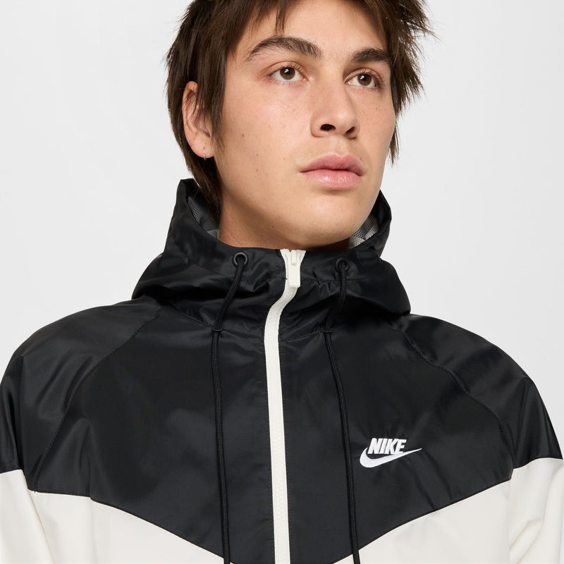 Nike Windrunner Hooded Jacket - Sail / Black