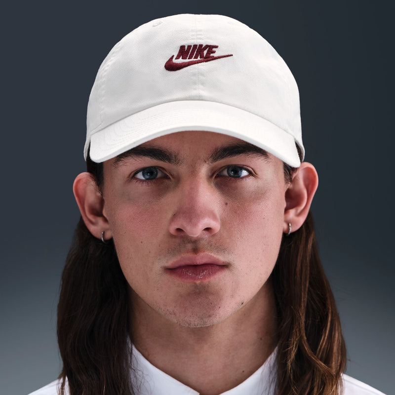 Nike Unstructured Futura Club Wash Cap - Sail / Burgundy