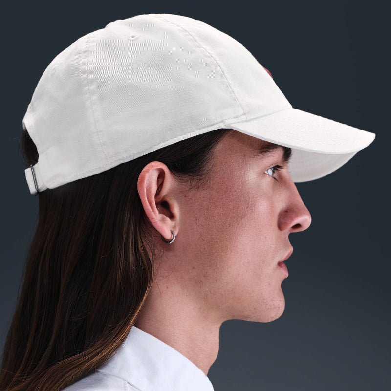 Nike Unstructured Futura Club Wash Cap - Sail / Burgundy