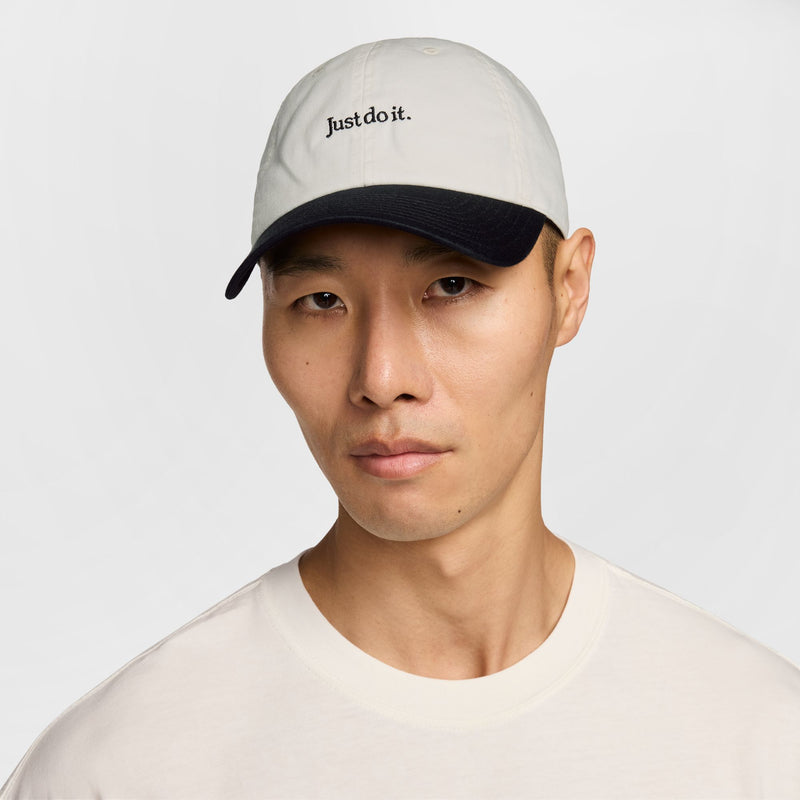 Nike Club Unstructured Nike Club Cap - Black / Snail White