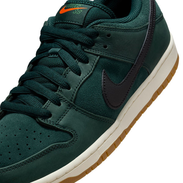 Nike SB Dunk Low ISO Pro - Deep Fir / Black / Sail