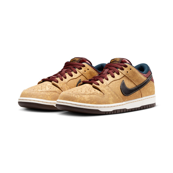 Nike SB Dunk Low Pro "City of Cinema" - Celestial Gold / Black / Team Red