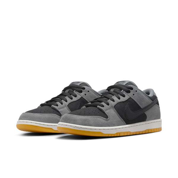 Nike SB Dunk Low Pro - Dark Smoke Grey / Black