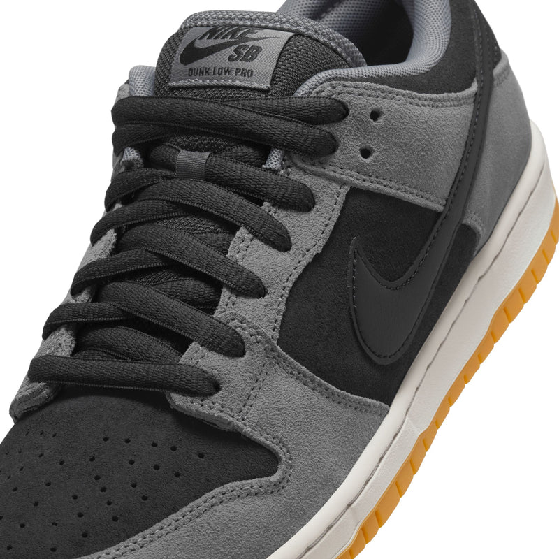 Nike SB Dunk Low Pro - Dark Smoke Grey / Black