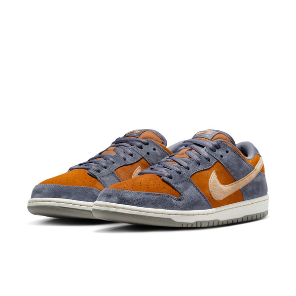 Nike SB Dunk Low Pro - Light Carbon / Sesame / Monarch