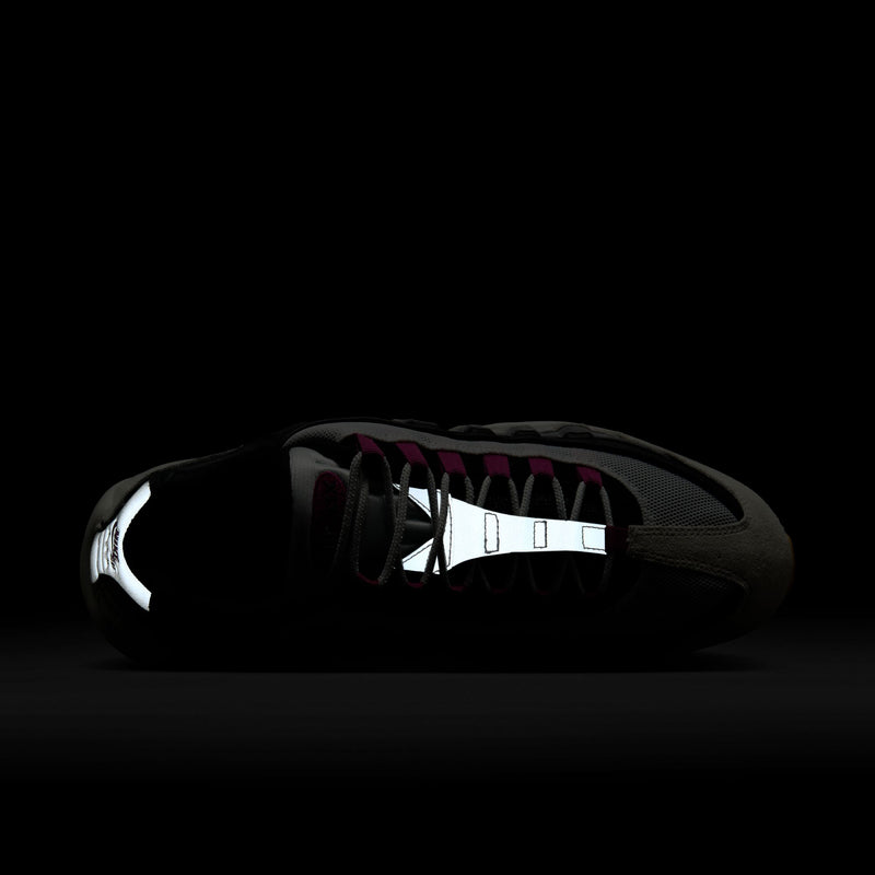 Nike SB Air Max 95 - Summit White / Cactus Flower