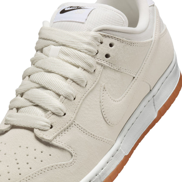 Nike SB Dunk Low Pro B - Pale Ivory / Summit White