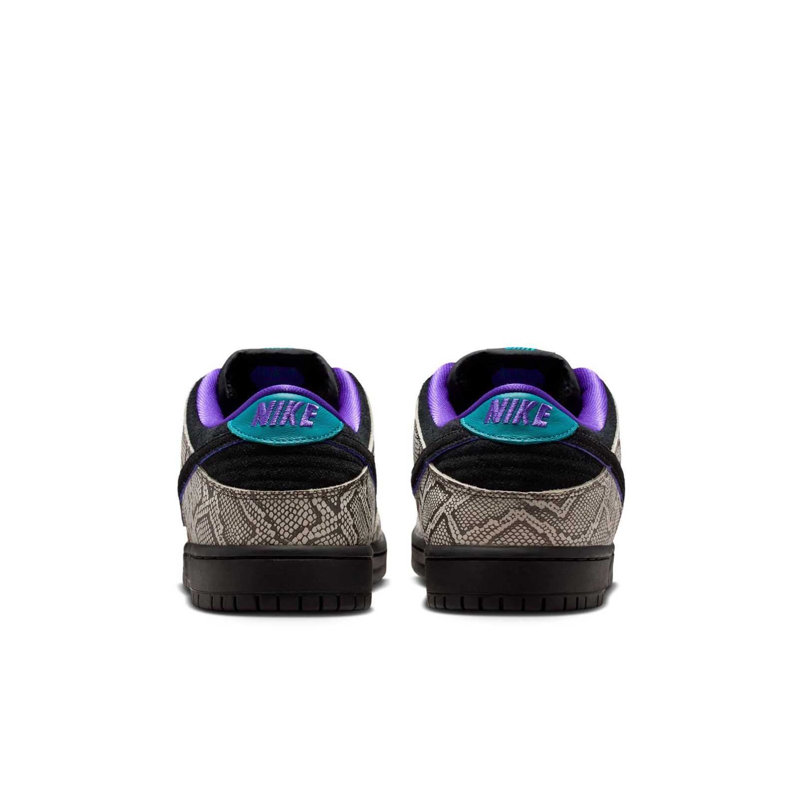 Nike SB Dunk Low Pro 