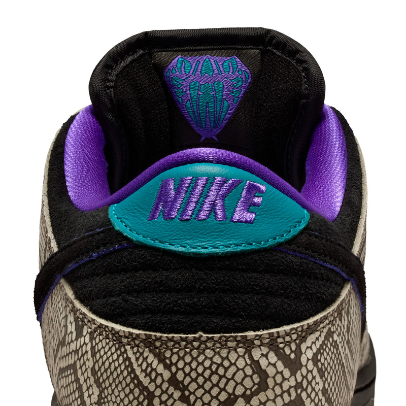 Nike SB Dunk Low Pro 