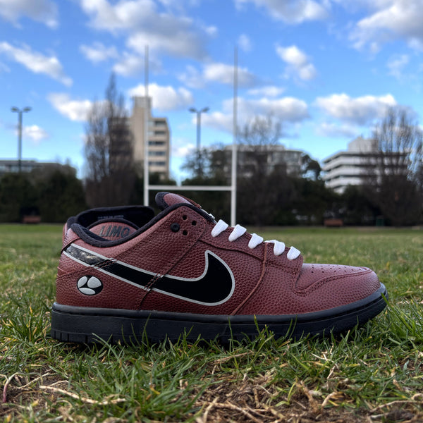 Nike SB x Limousine Dunk Low "Football" Pro QS - Dark Pony