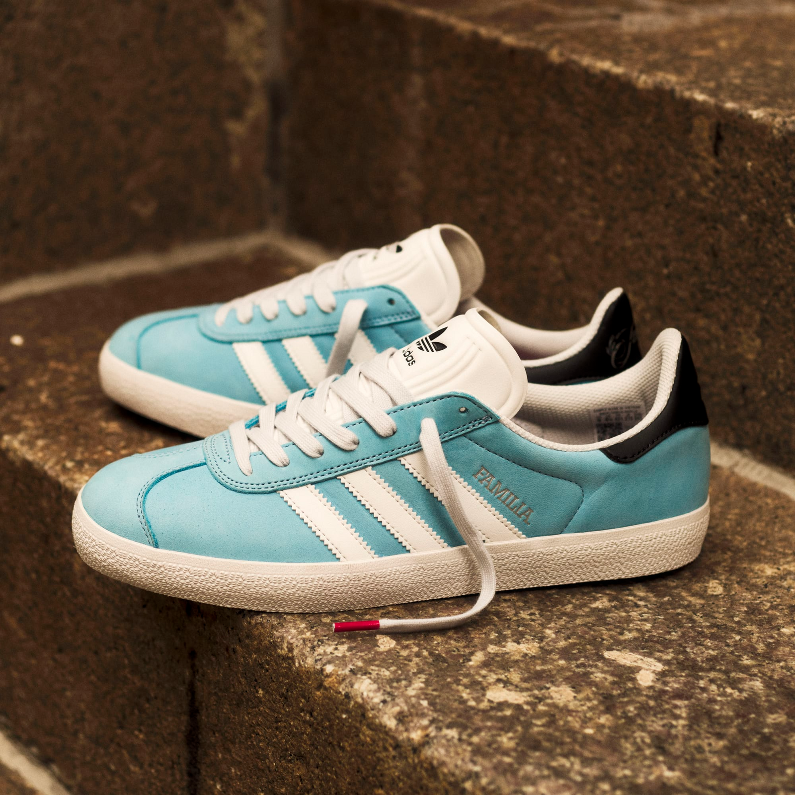 【ADIDAS】 MNUFC FAMILIA GAZELLE Familia x Adidas Gazelle ADV - MNUFC – Evolve Skate Store