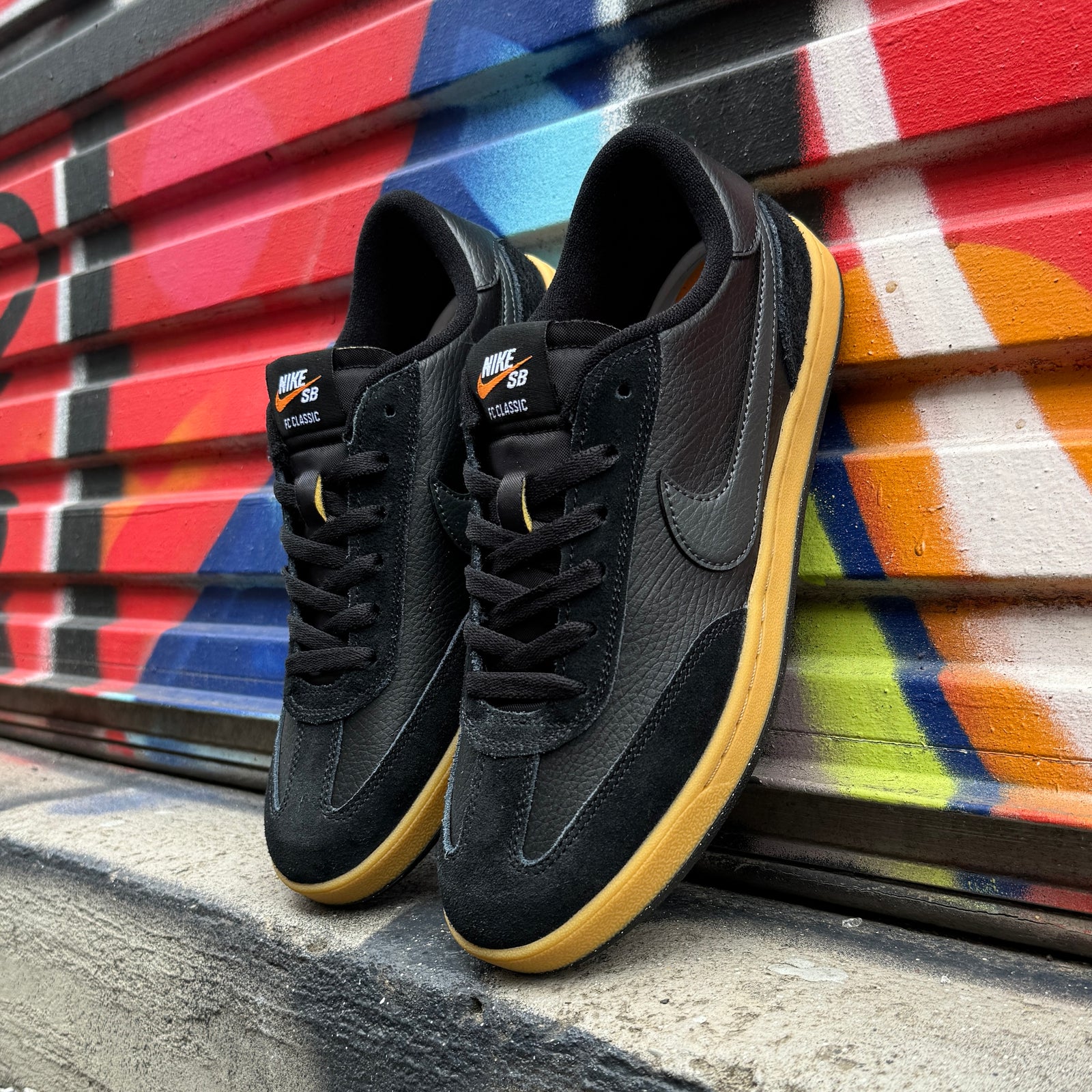 Nike sb classic on sale