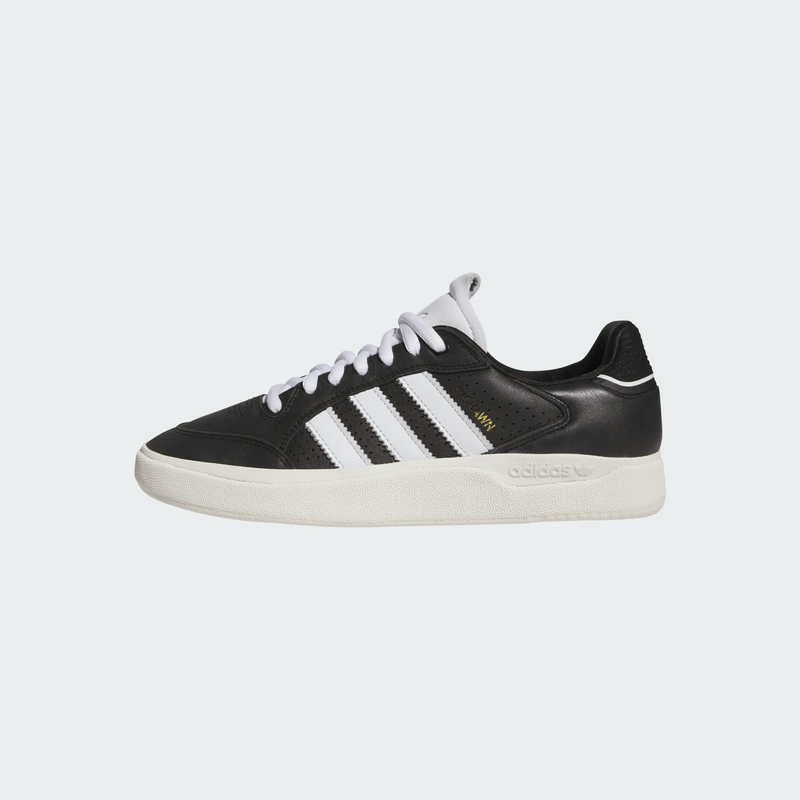 Adidas Tyshawn Low - Black / White