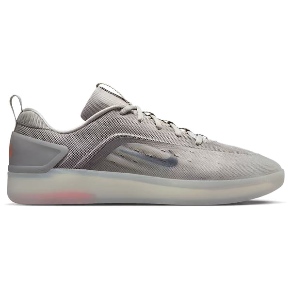 Nike SB Zoom Nyjah 4 - College Grey/Light