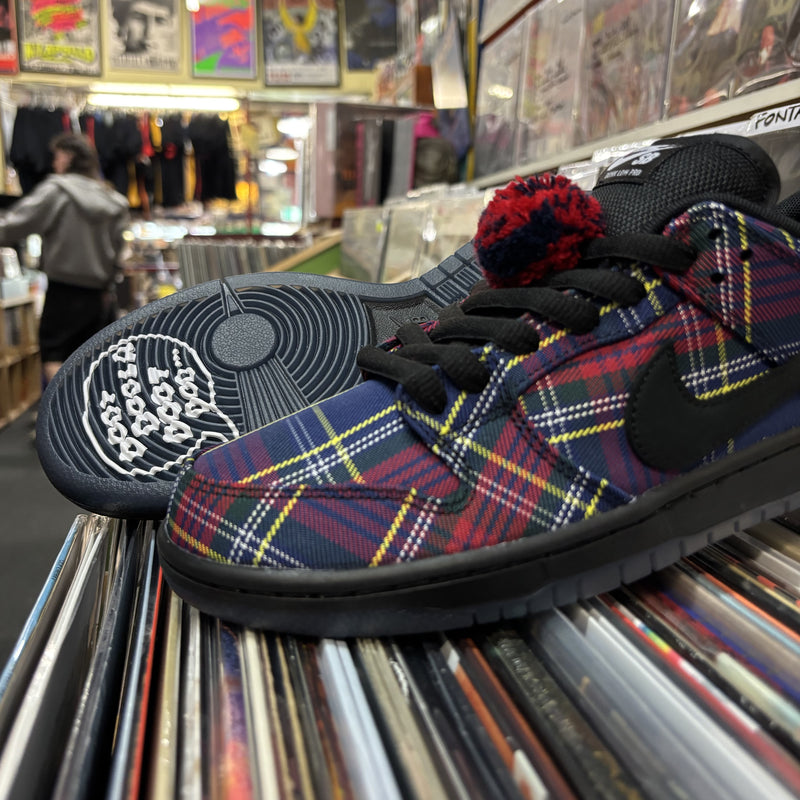 Nike SB Dunk Low Pro QS "Nardwuar" - University Red / Black / Yellow Strike