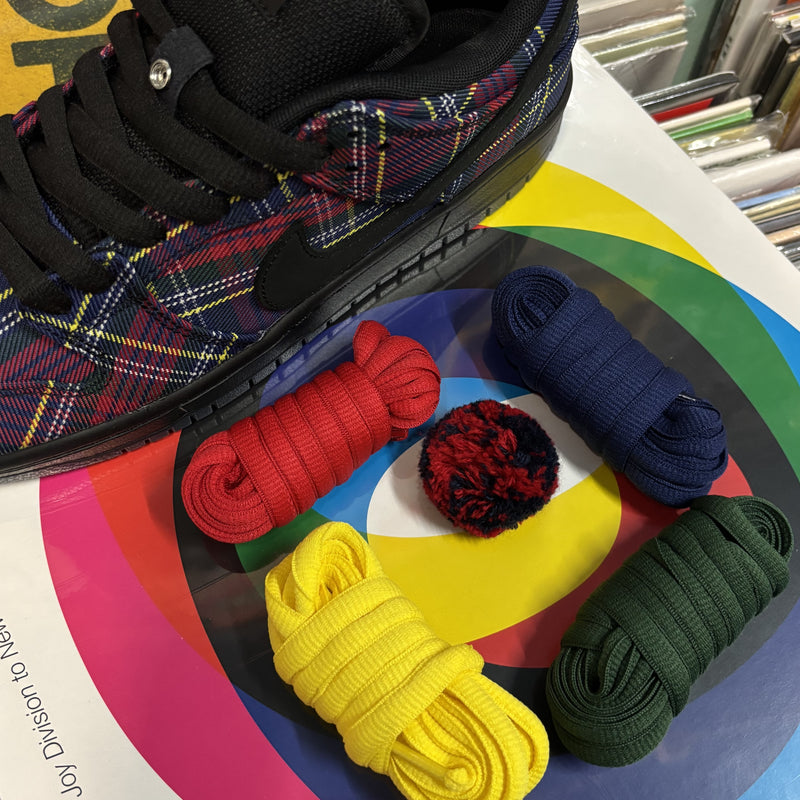 Nike SB Dunk Low Pro QS "Nardwuar" - University Red / Black / Yellow Strike