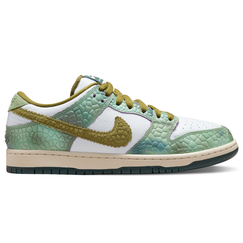 靴 Nike SB Dunk Low PRO QS Alexis Sablone