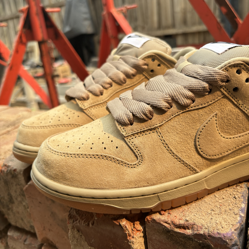 Nike SB Dunk Low Pro B - Parachute Beige