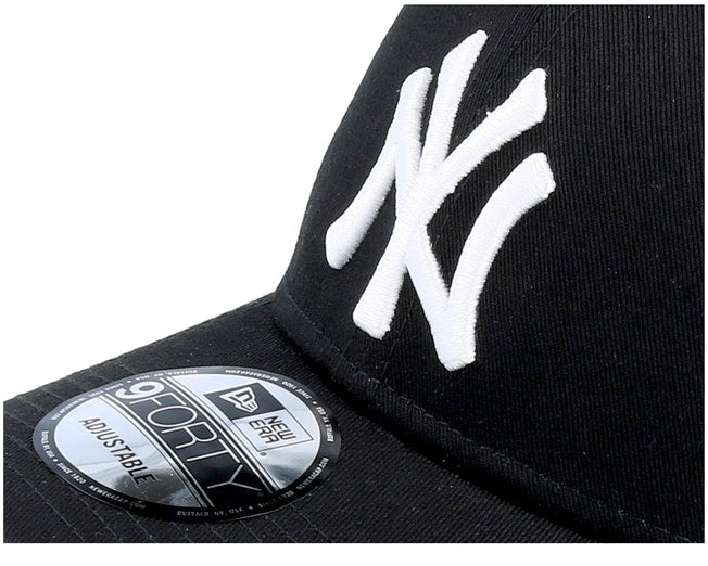 New Era 940 New York Yankees - Black/White