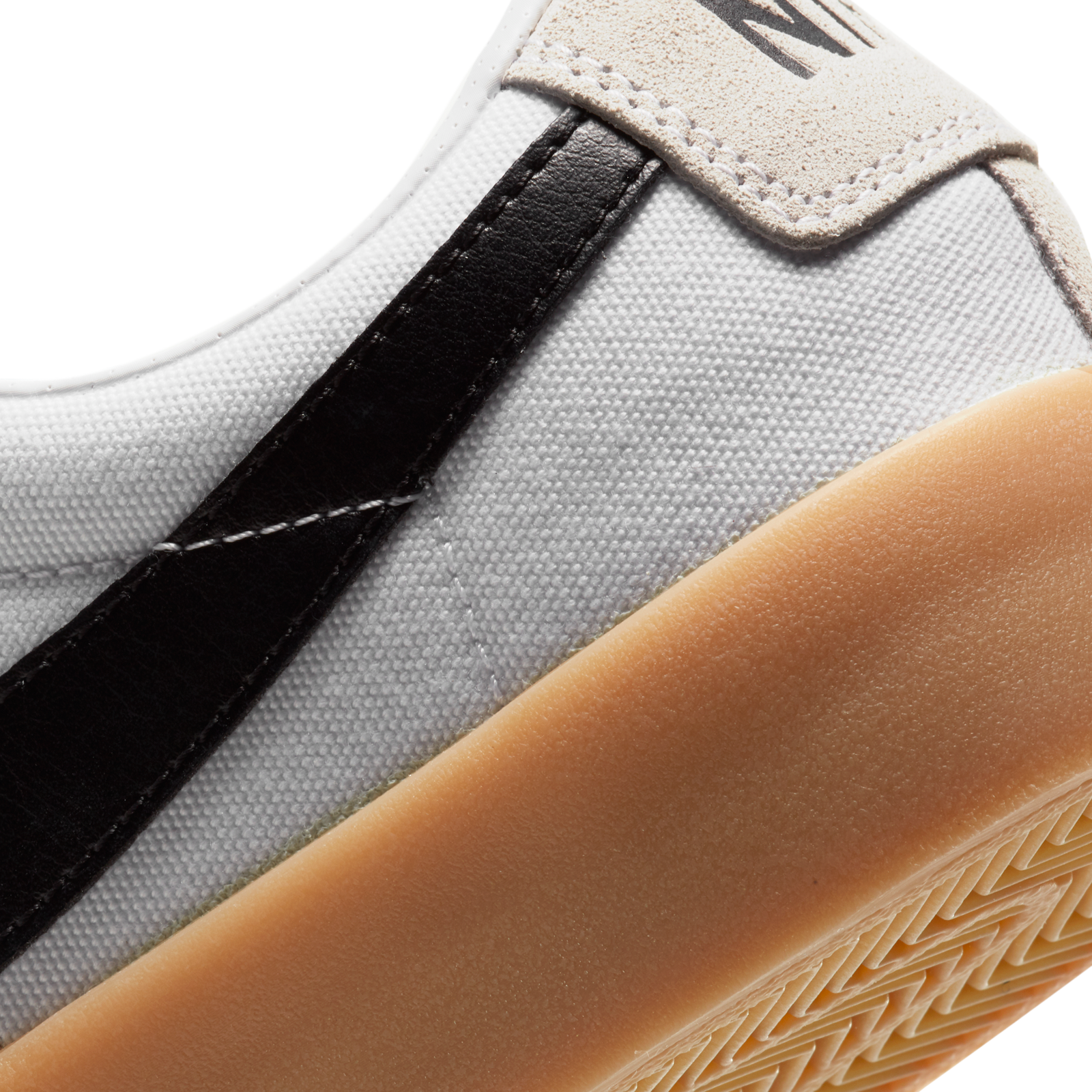 nike sb blazer low gum sole